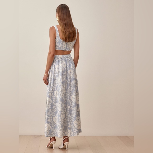 Reformation Palm Linen Two Piece in Porcelain (Light Blue/White) - Size 8 - Picture 2 of 6